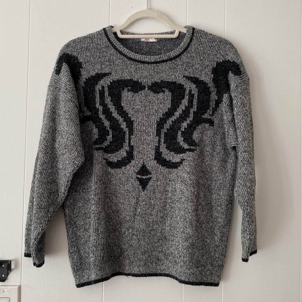 Vintage Universal Knits made in Canada Acrylic sweater size medium